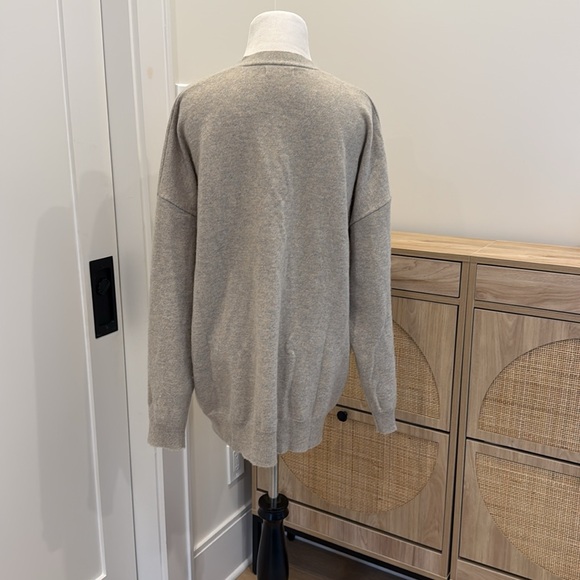 Sablyn beige cardigan with pockets - Picture 2 of 6